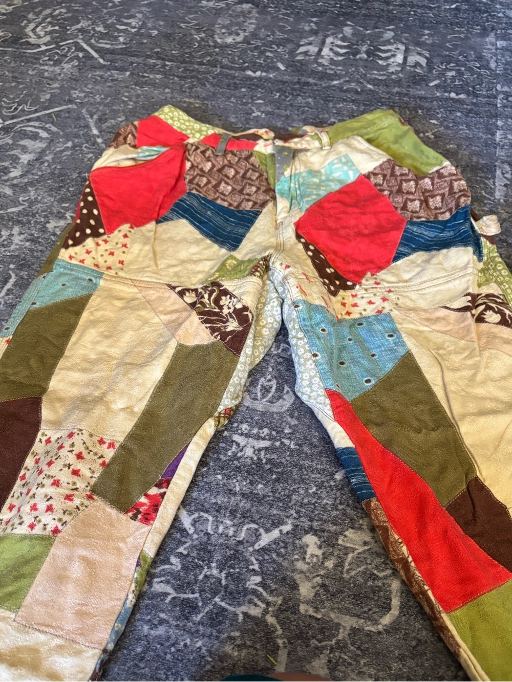 Kimchi Blue Micki Patchwork Cargo Pant - Picture 6 of 7